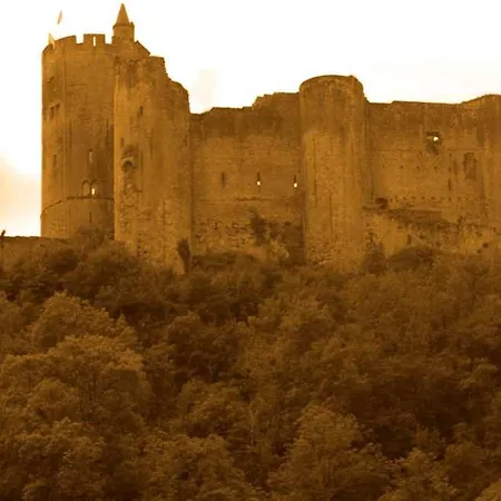 Holiday Prat Nalby * Najac